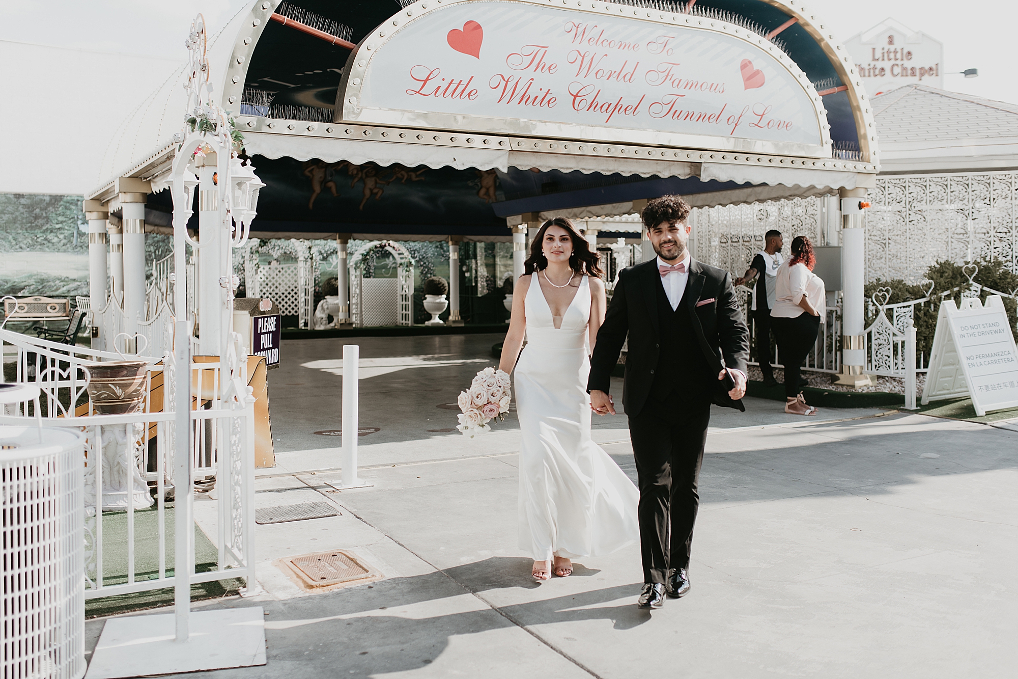 Las Vegas Elopement packages; A Little White Chapel