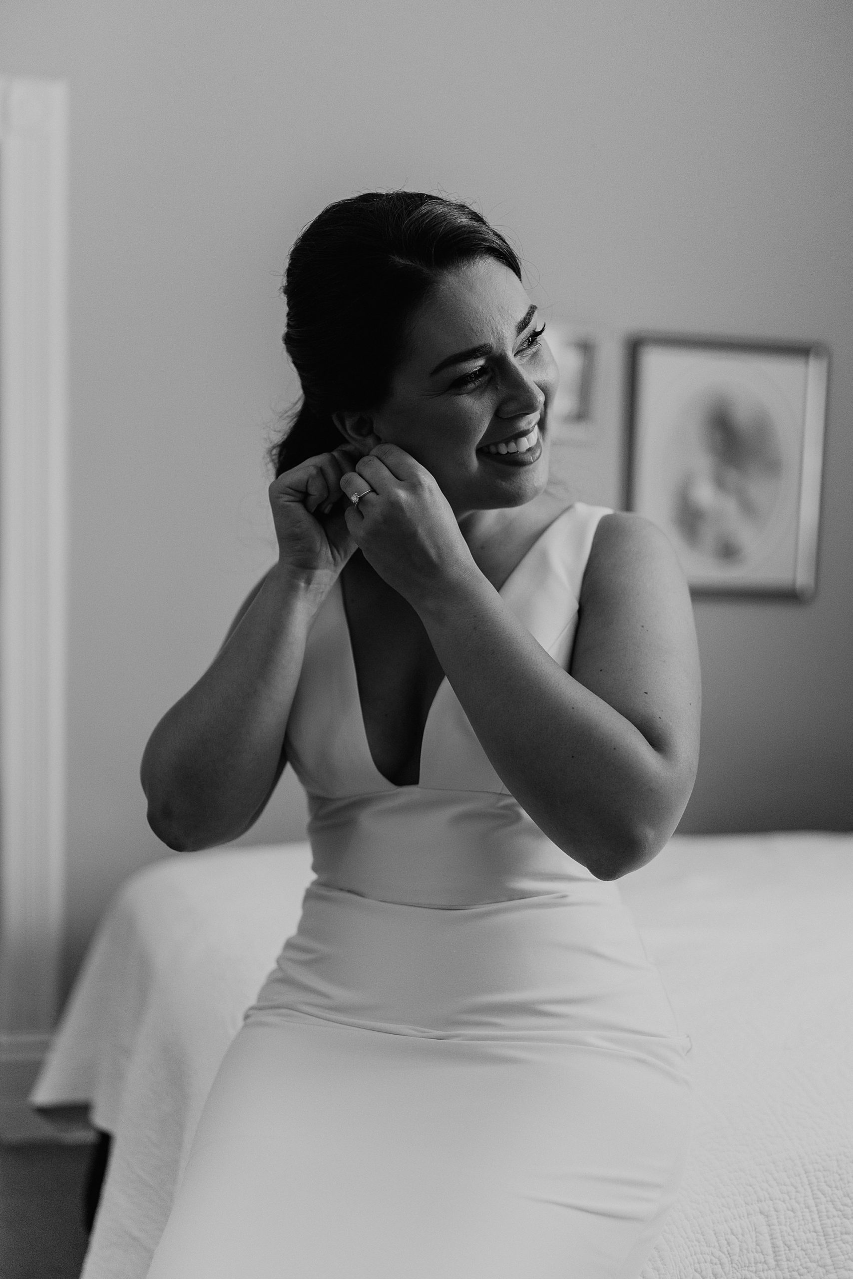 getting ready; wedding photos; Jessee Allen Photography; Erie wedding photographer