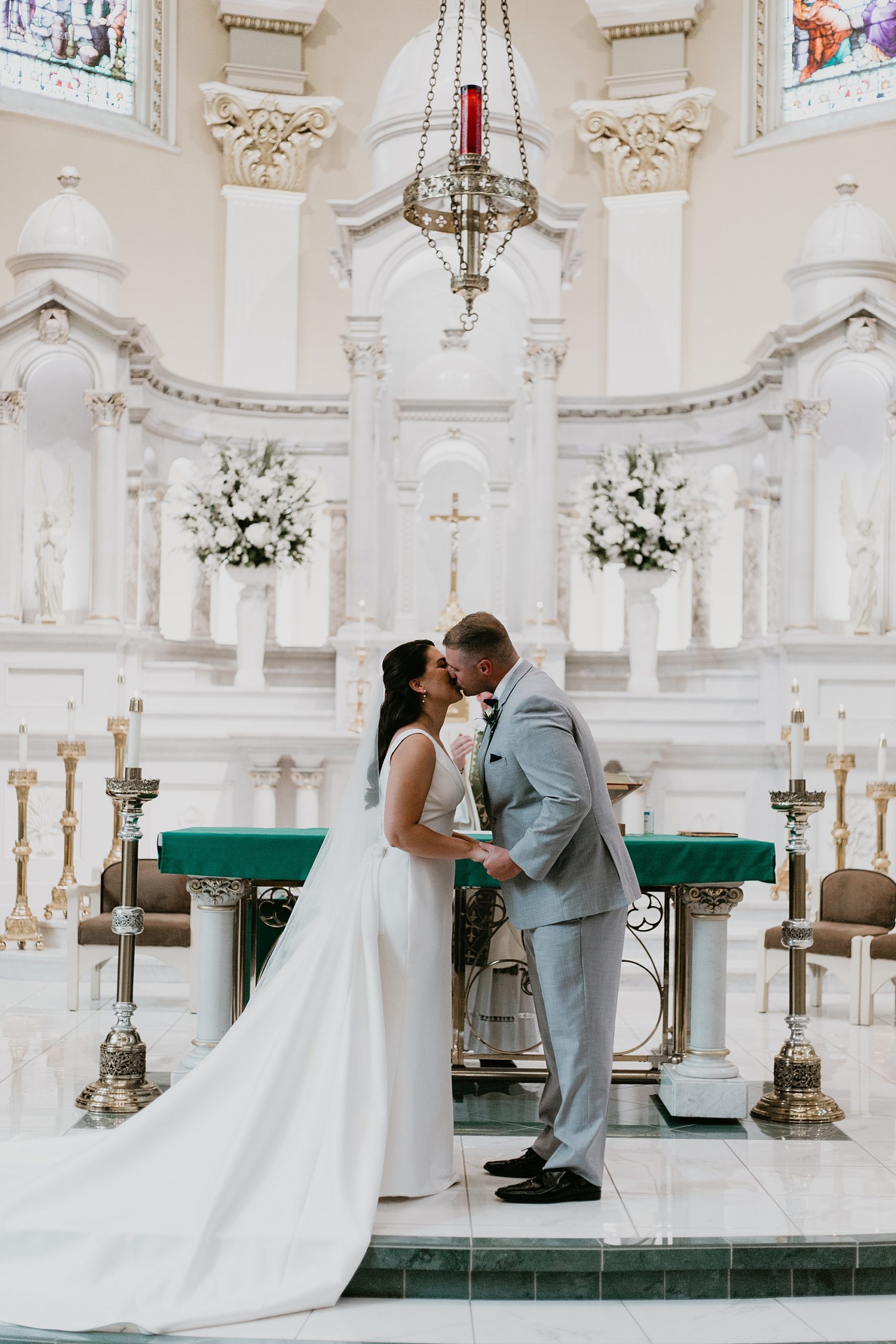 newlywed first kiss