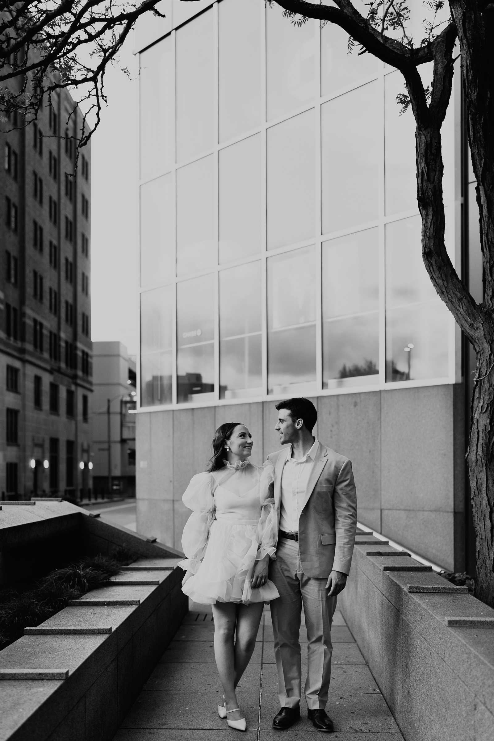 Third and Fourth Avenue Pittsburgh; Market Square; PPG Place Pittsburg engagement photos