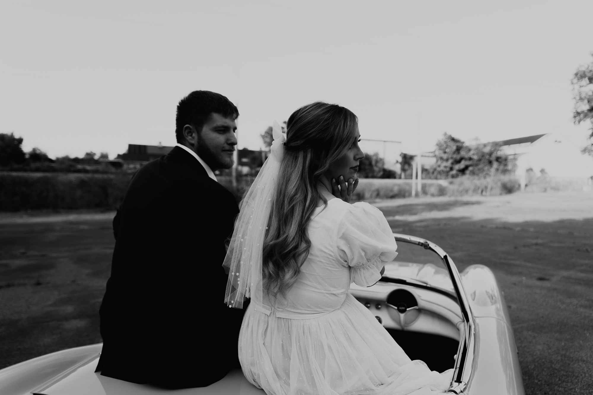 vintage car wedding