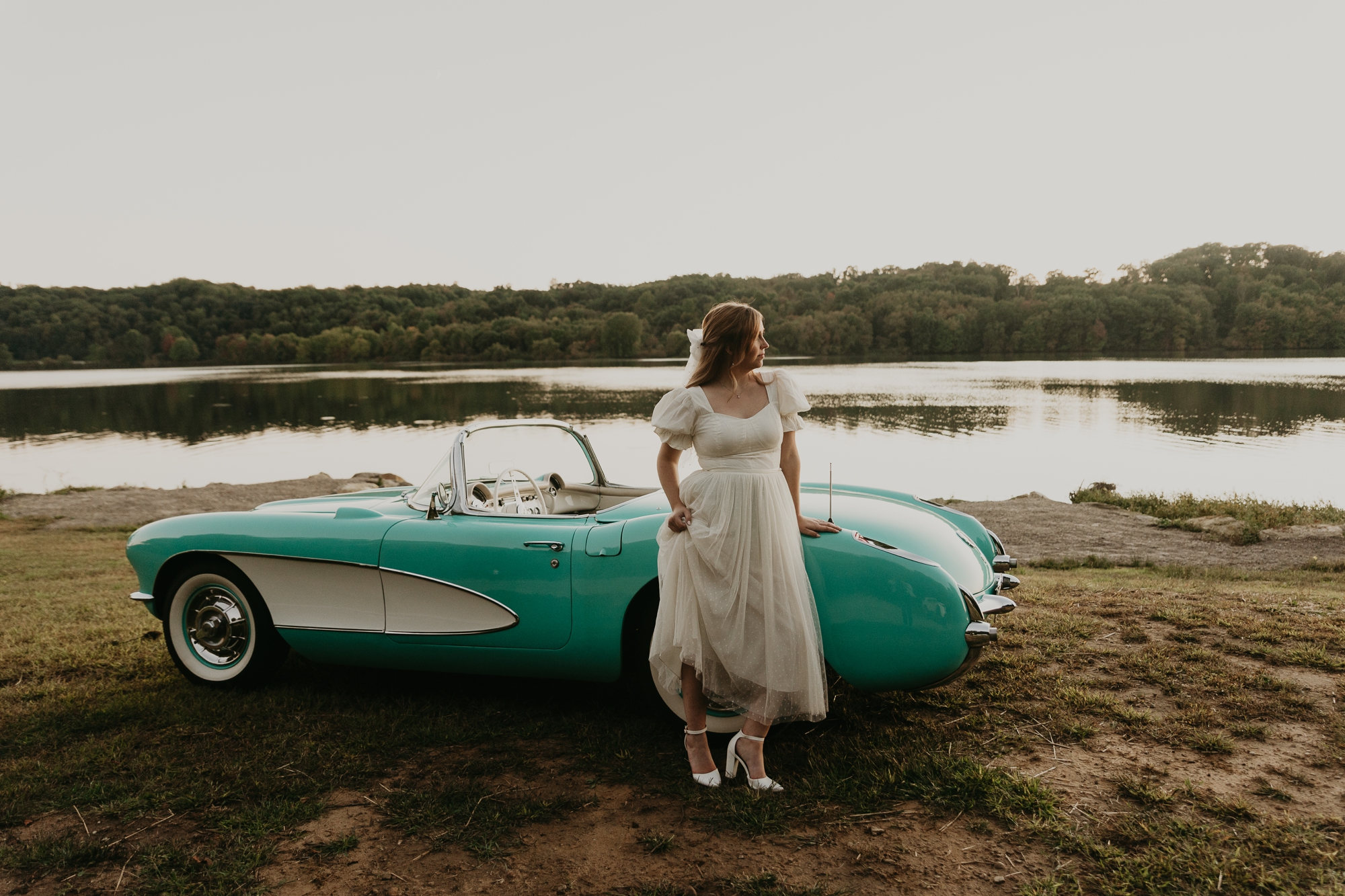 classic car engagement photos