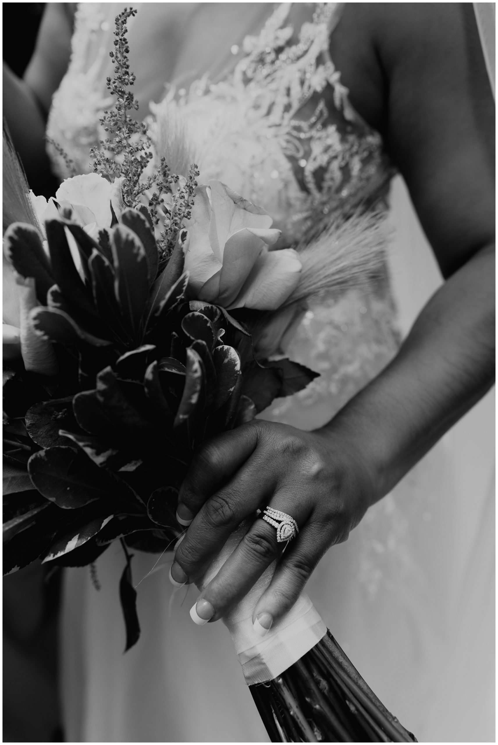 wedding portraits by Jessee Allen Photography; courthouse wedding